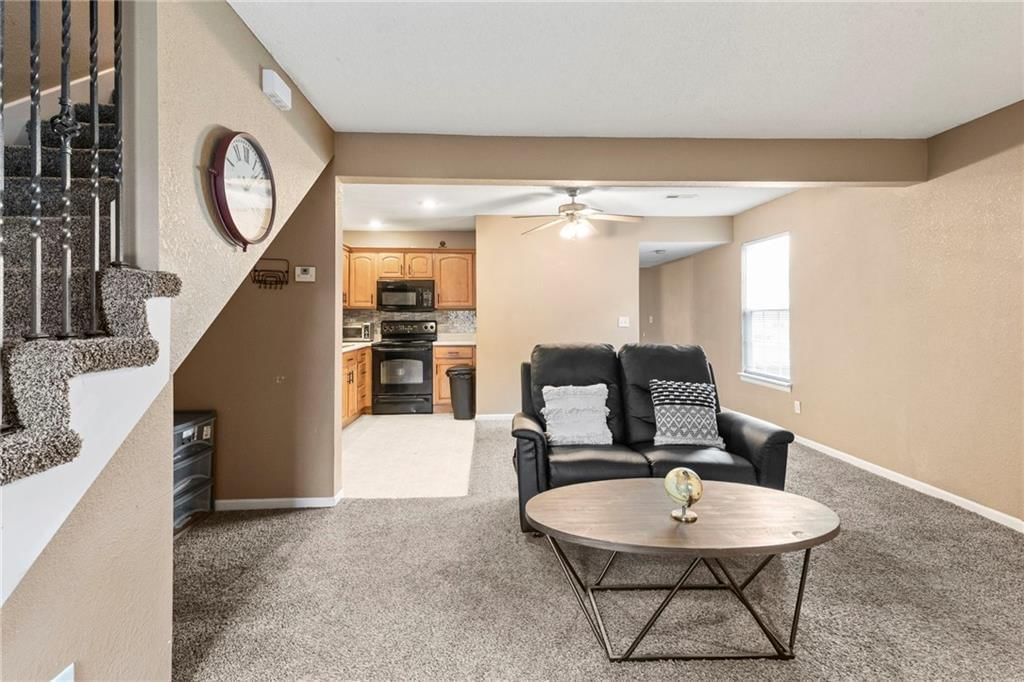 10547 E 46th Terrace — photo 12