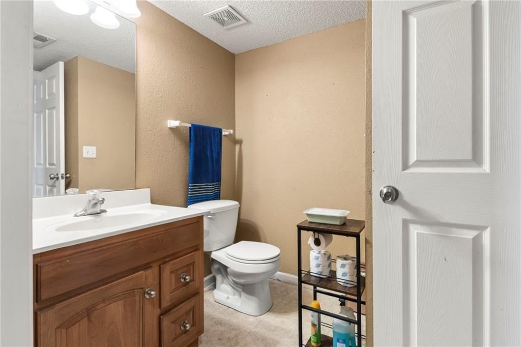 10547 E 46th Terrace — photo 25