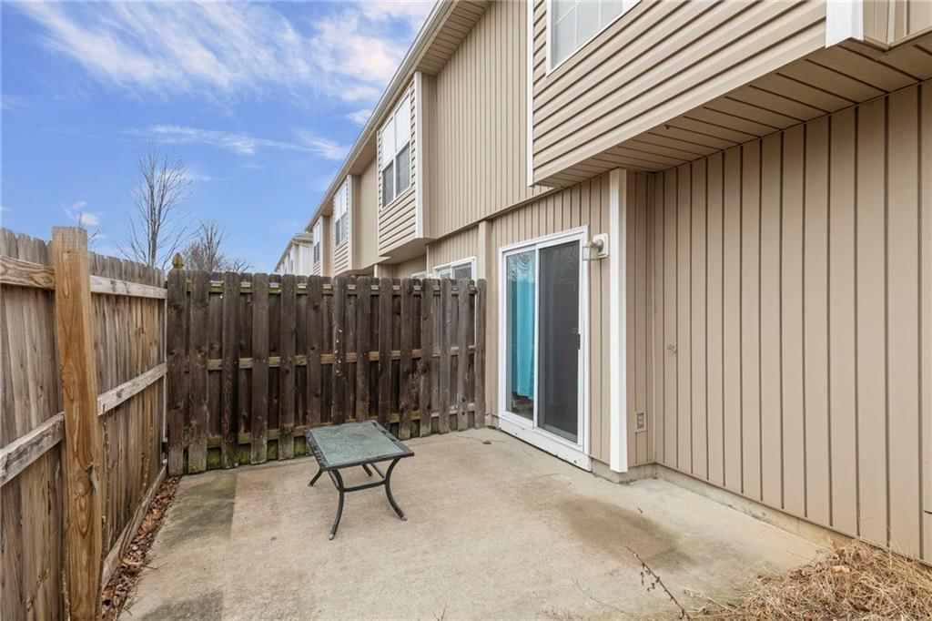 10547 E 46th Terrace — photo 27