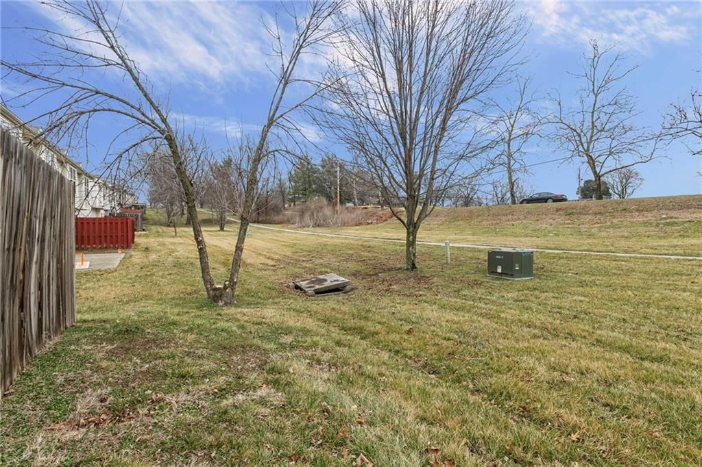 10547 E 46th Terrace — photo 30