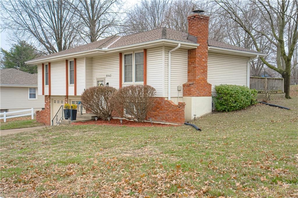 8042 N Stoddard Avenue — photo 5