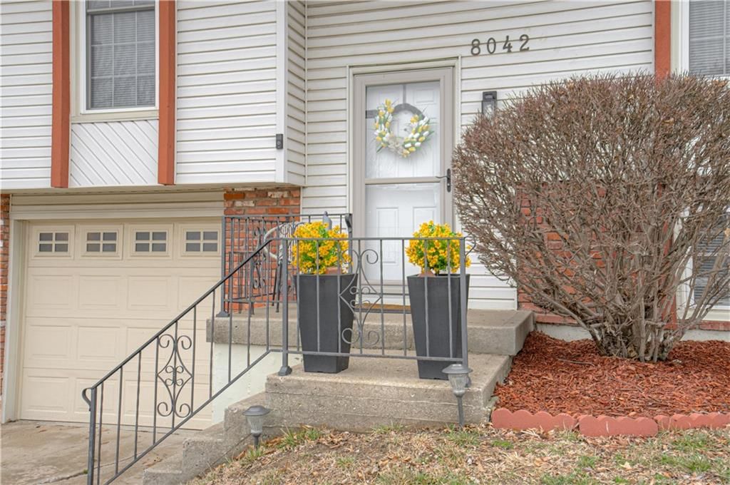 8042 N Stoddard Avenue — photo 6