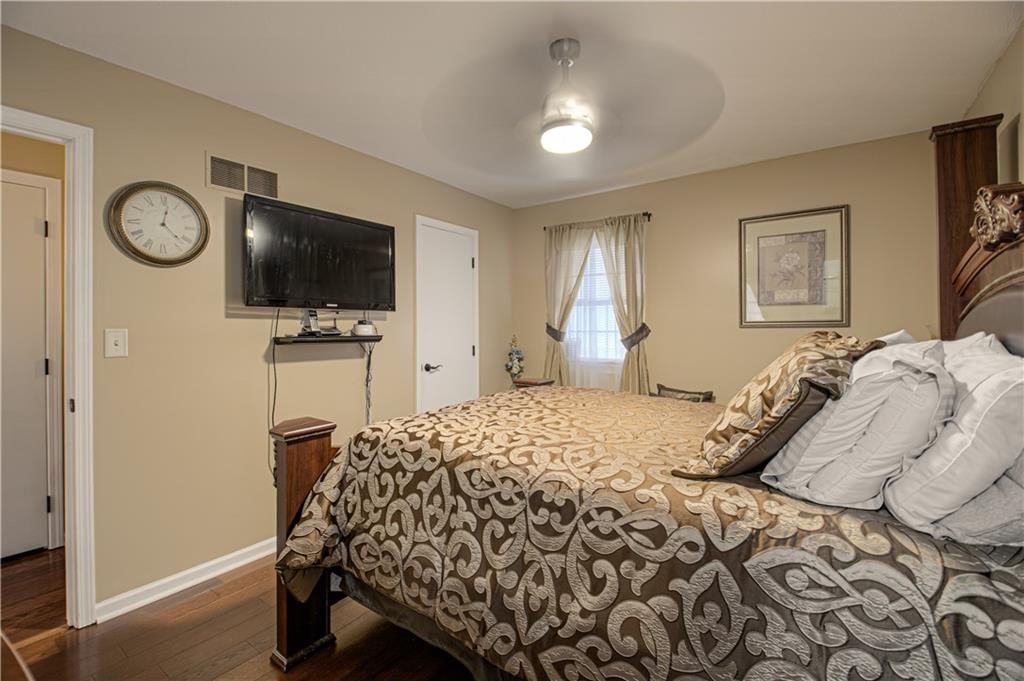 8042 N Stoddard Avenue — photo 19