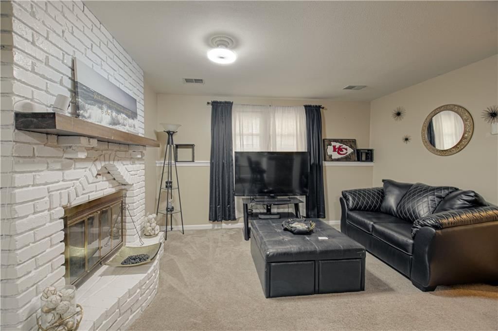 8042 N Stoddard Avenue — photo 26