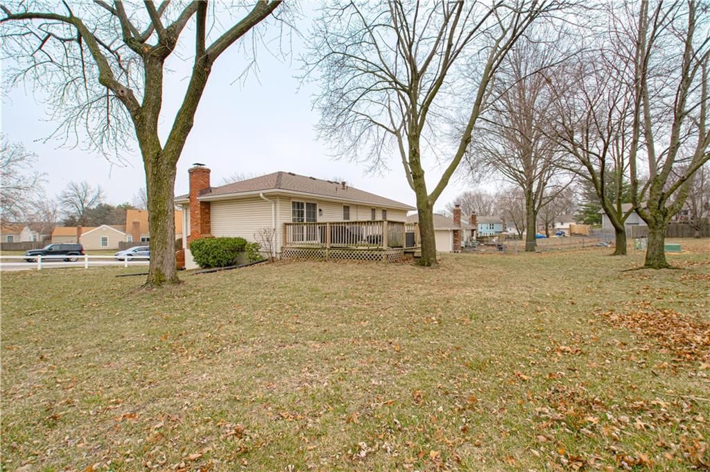 8042 N Stoddard Avenue — photo 34