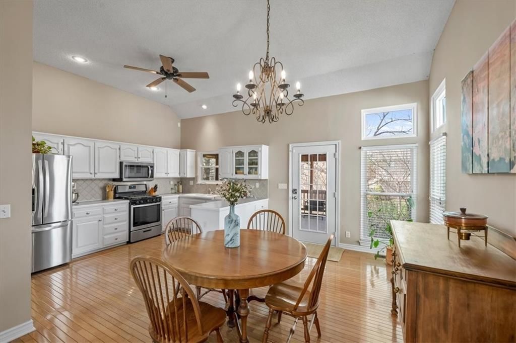 15642 Riley Street — photo 4
