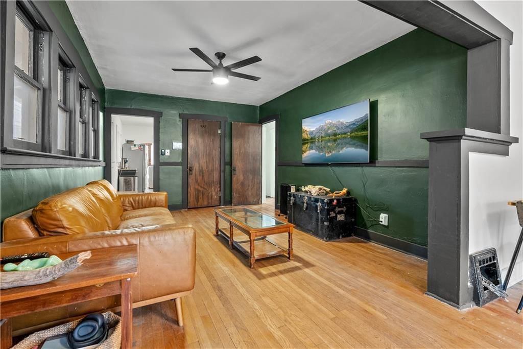 4030 Charlotte Street — photo 8