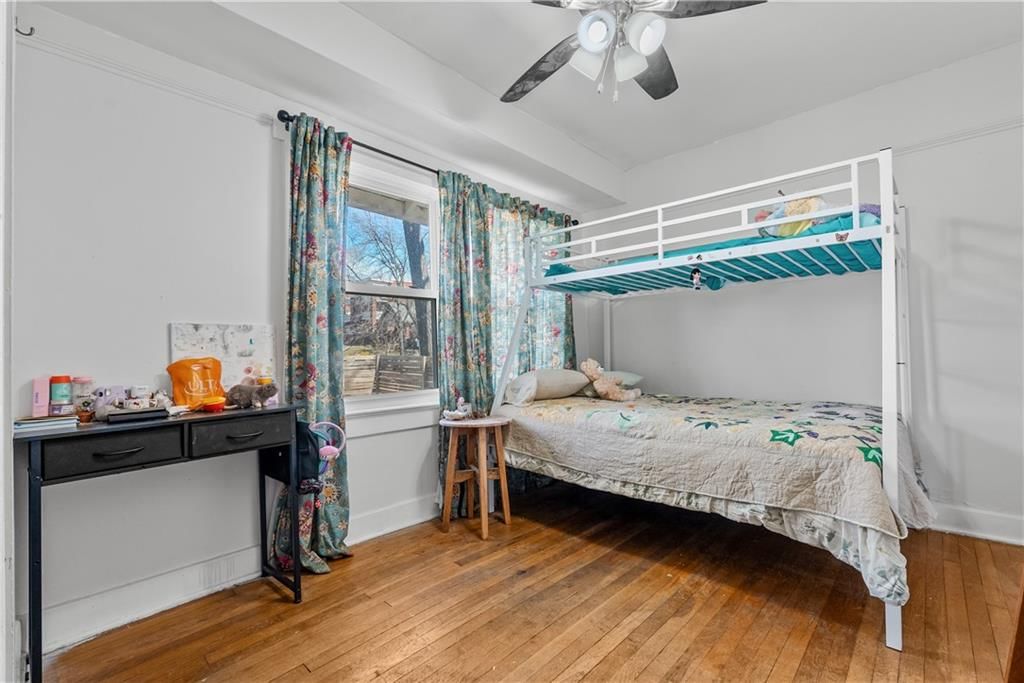 4030 Charlotte Street — photo 19