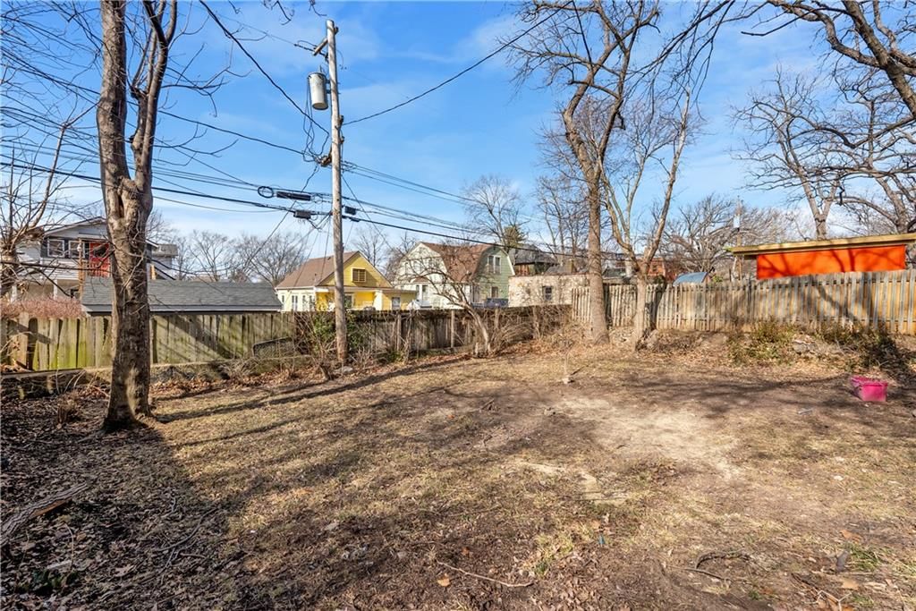4030 Charlotte Street — photo 29