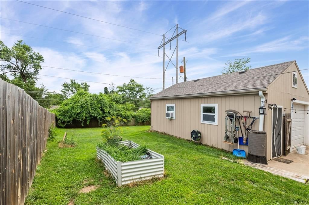 5021 Crest Drive — photo 19