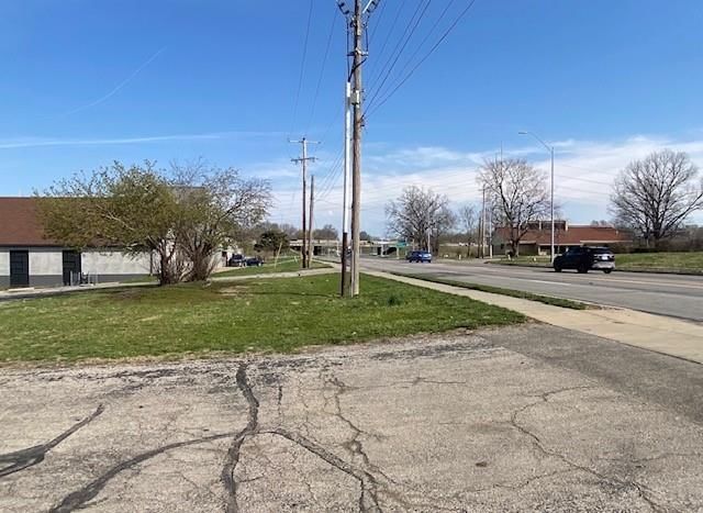 10306 Blue Ridge Boulevard — photo 14