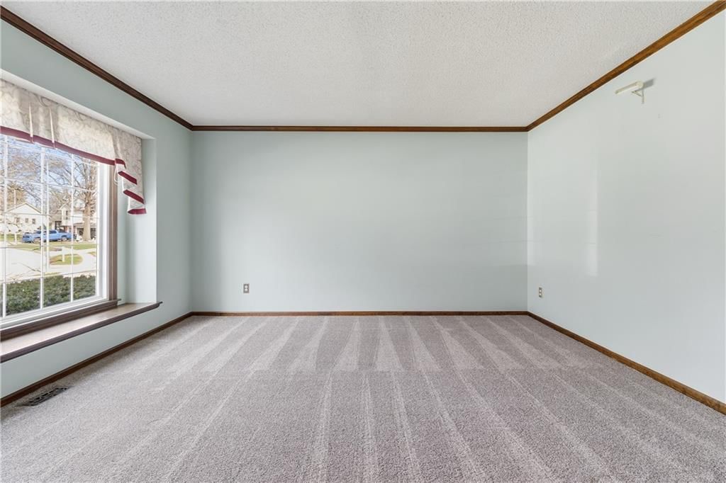 5833 N Beaman Avenue — photo 7
