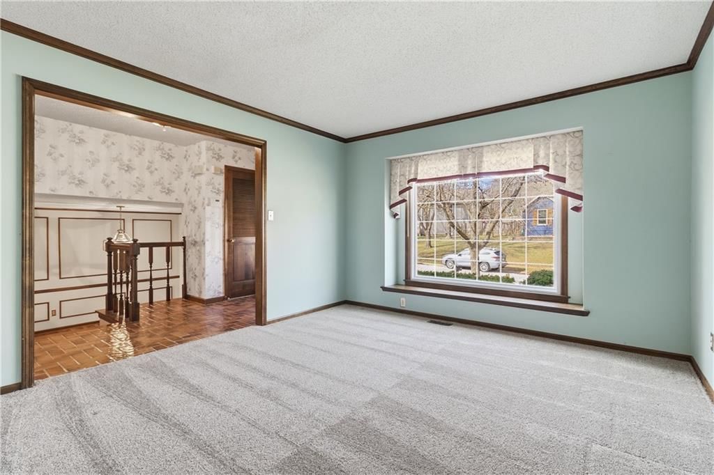 5833 N Beaman Avenue — photo 8