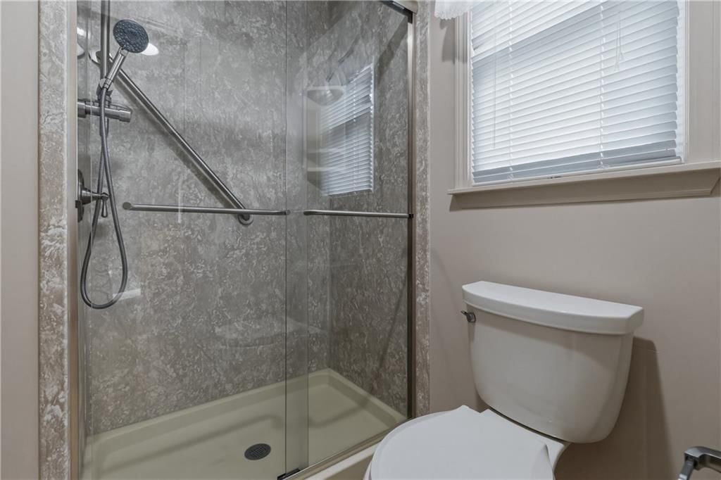 5833 N Beaman Avenue — photo 30