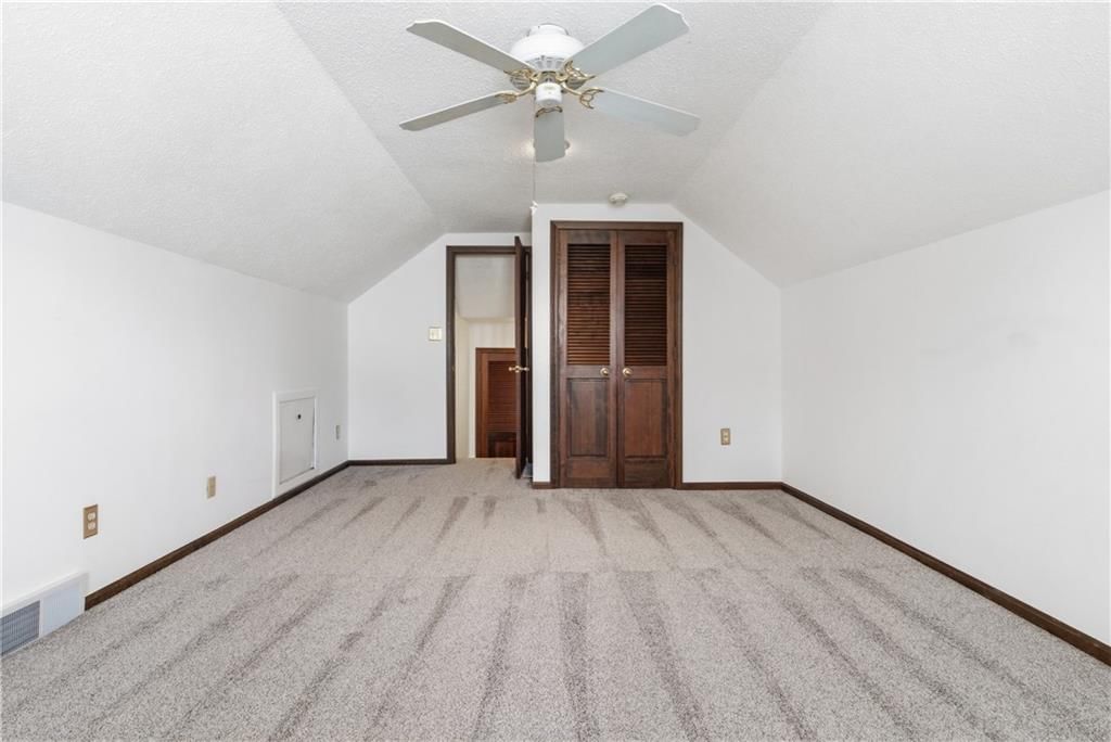5833 N Beaman Avenue — photo 36