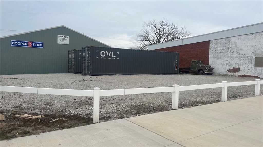 101 E Main Street — photo 2