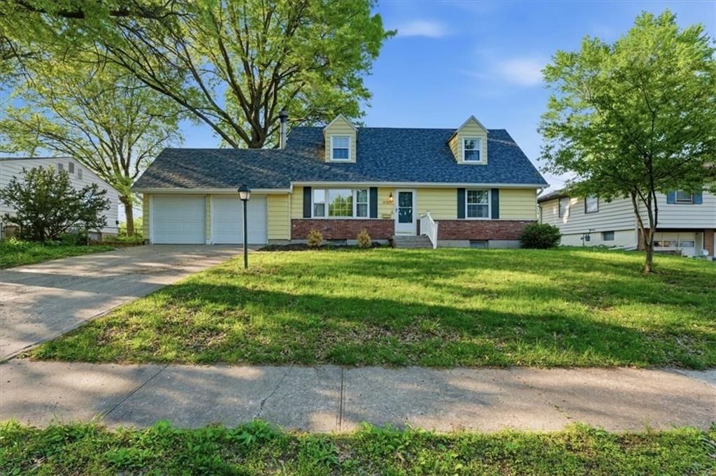 900 SW 6th Street, Lee's Summit, MO