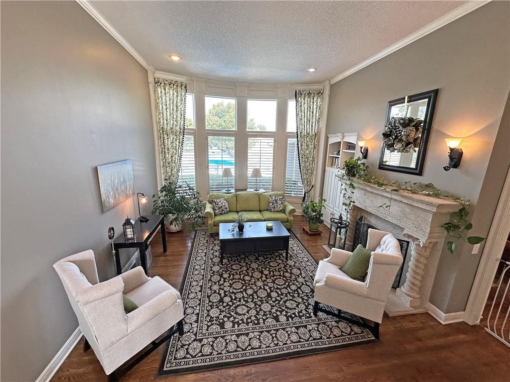 5908 NE CORAL Circle — photo 2
