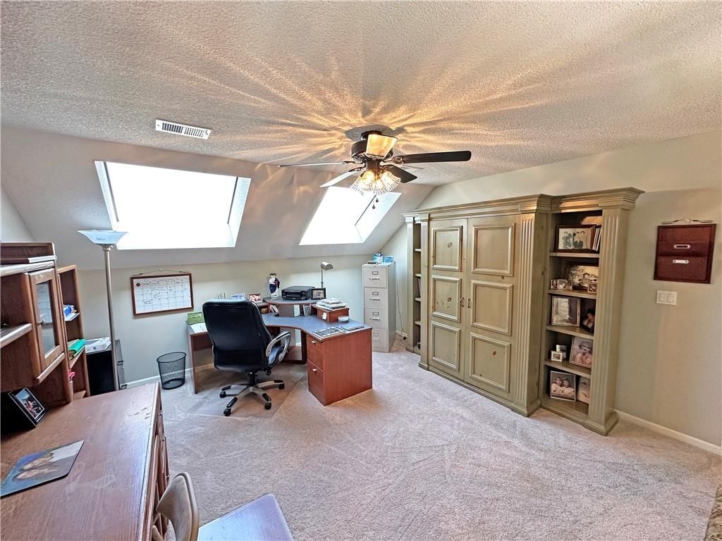 5908 NE CORAL Circle — photo 26