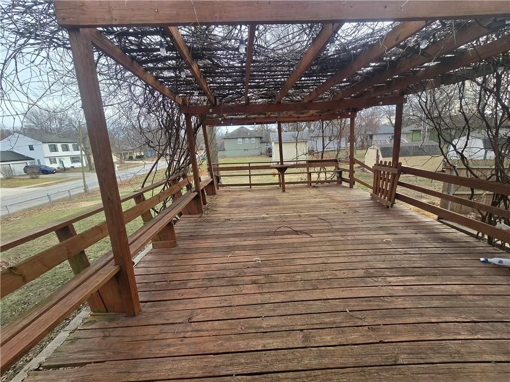 1211 SE Briarcroft Street — photo 38