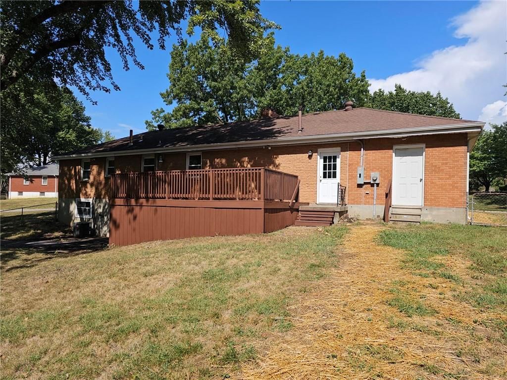 3701 S Greenwich Lane — photo 3
