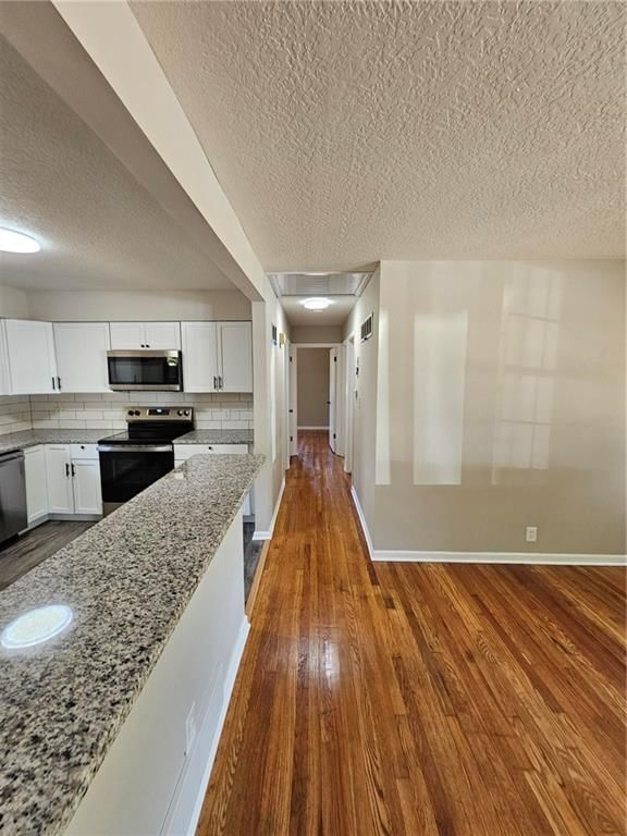 3701 S Greenwich Lane — photo 8