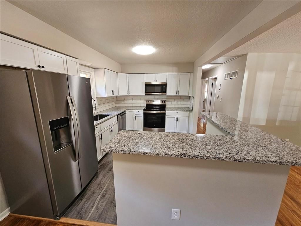 3701 S Greenwich Lane — photo 10
