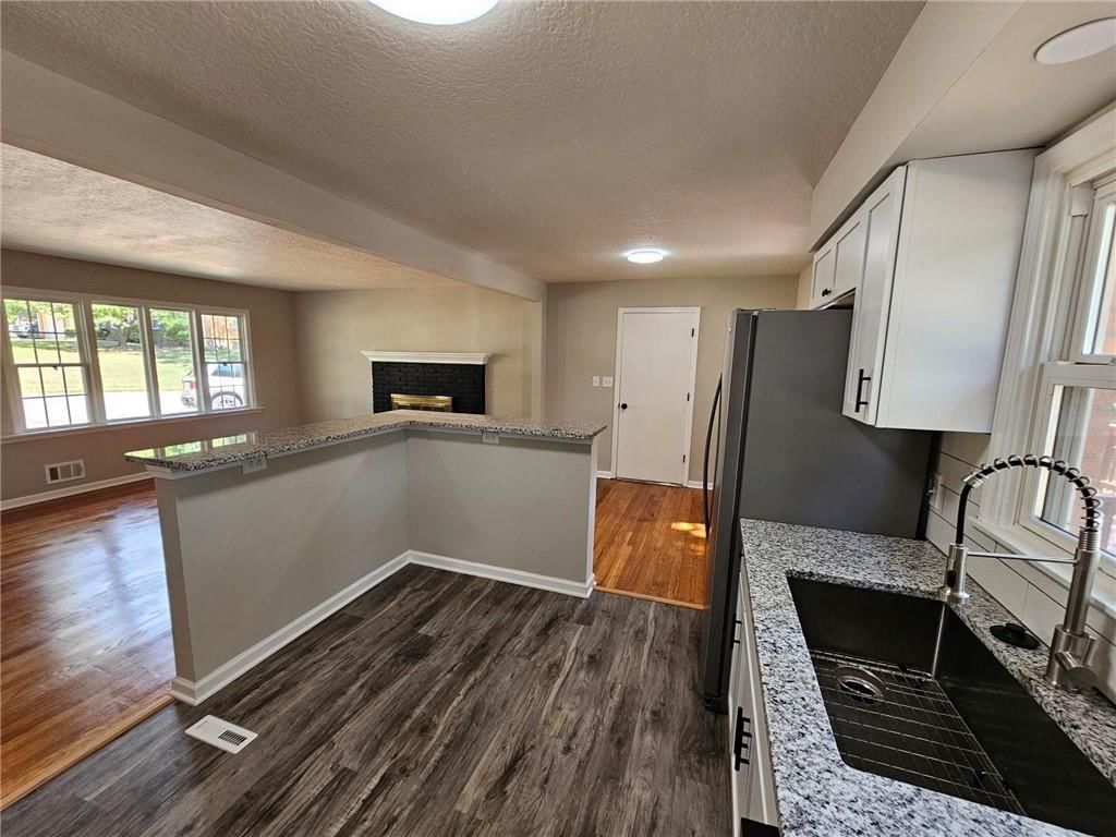 3701 S Greenwich Lane — photo 11