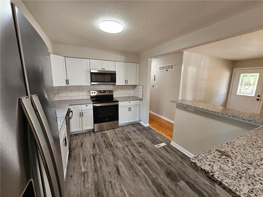 3701 S Greenwich Lane — photo 14