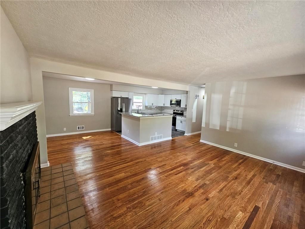 3701 S Greenwich Lane — photo 15