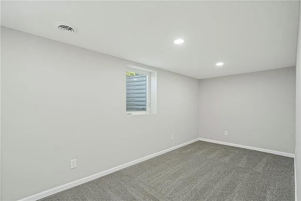3701 S Greenwich Lane — photo 17