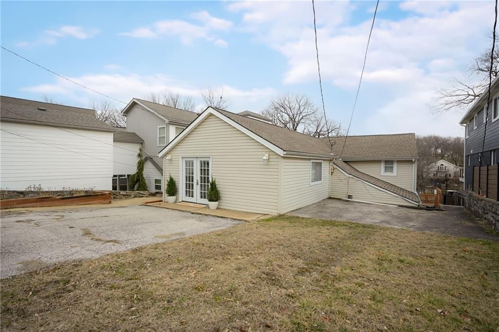 8 U Street, Lake Lotawana, MO