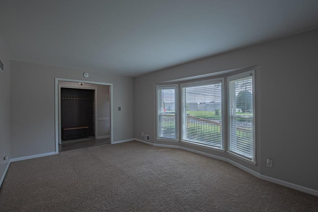 8816 E 110th Street — photo 6
