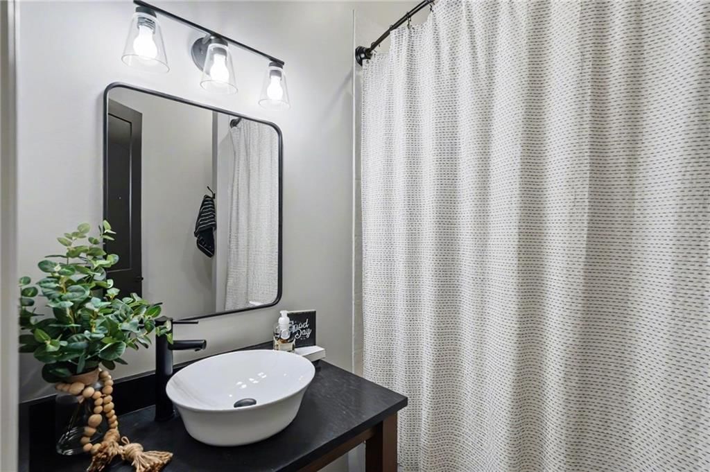 607 S Ernest Street — photo 18