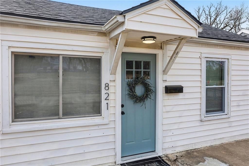 821 Greeley Avenue — photo 3