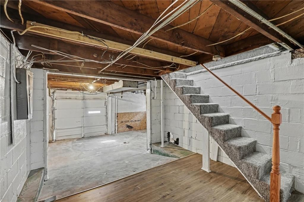 821 Greeley Avenue — photo 25