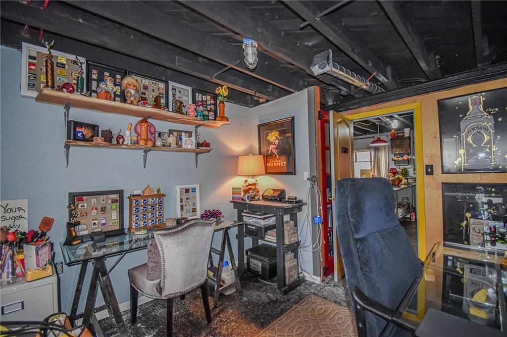 Photo 7 of 16 - 2021 N 54th Street, Kansas City, KS 66104