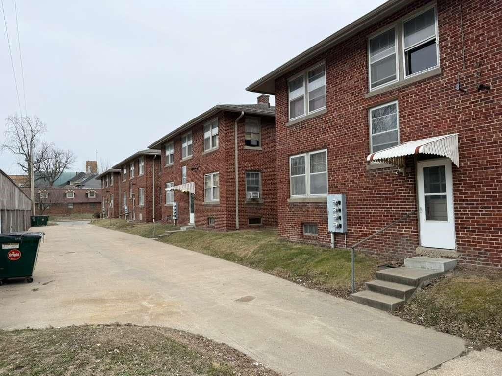 2511-2517 mitchell Avenue — photo 5