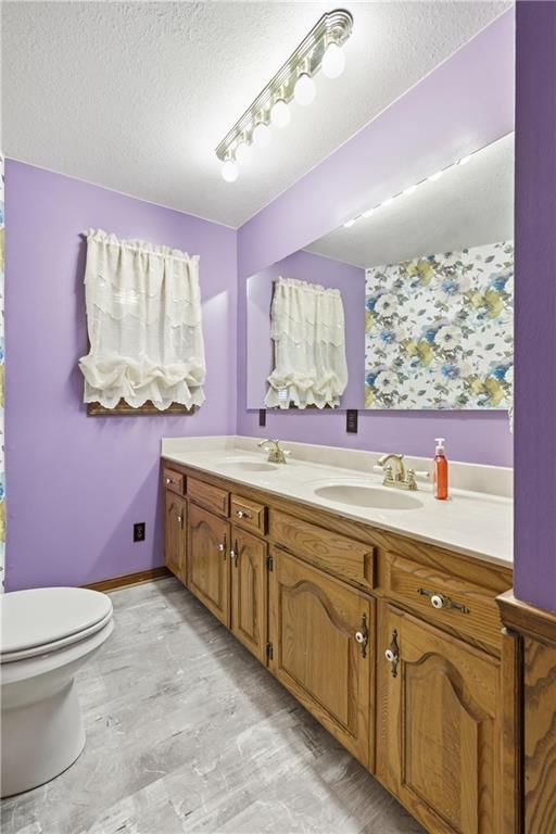 1055 S 200th Street — photo 43