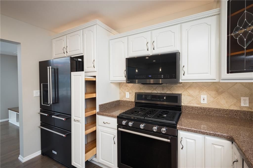 6036 Goodman Street — photo 9