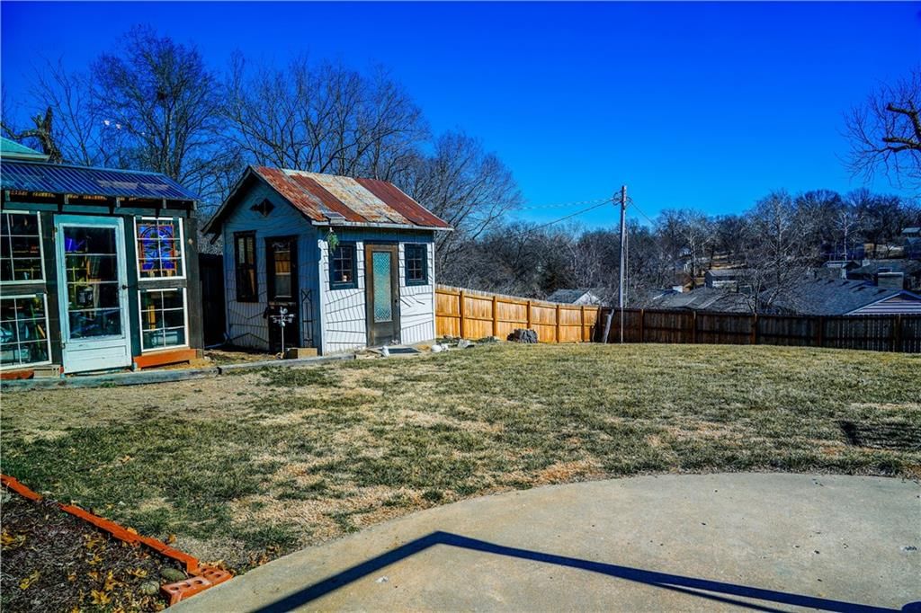 5401 N Mersington Avenue — photo 25