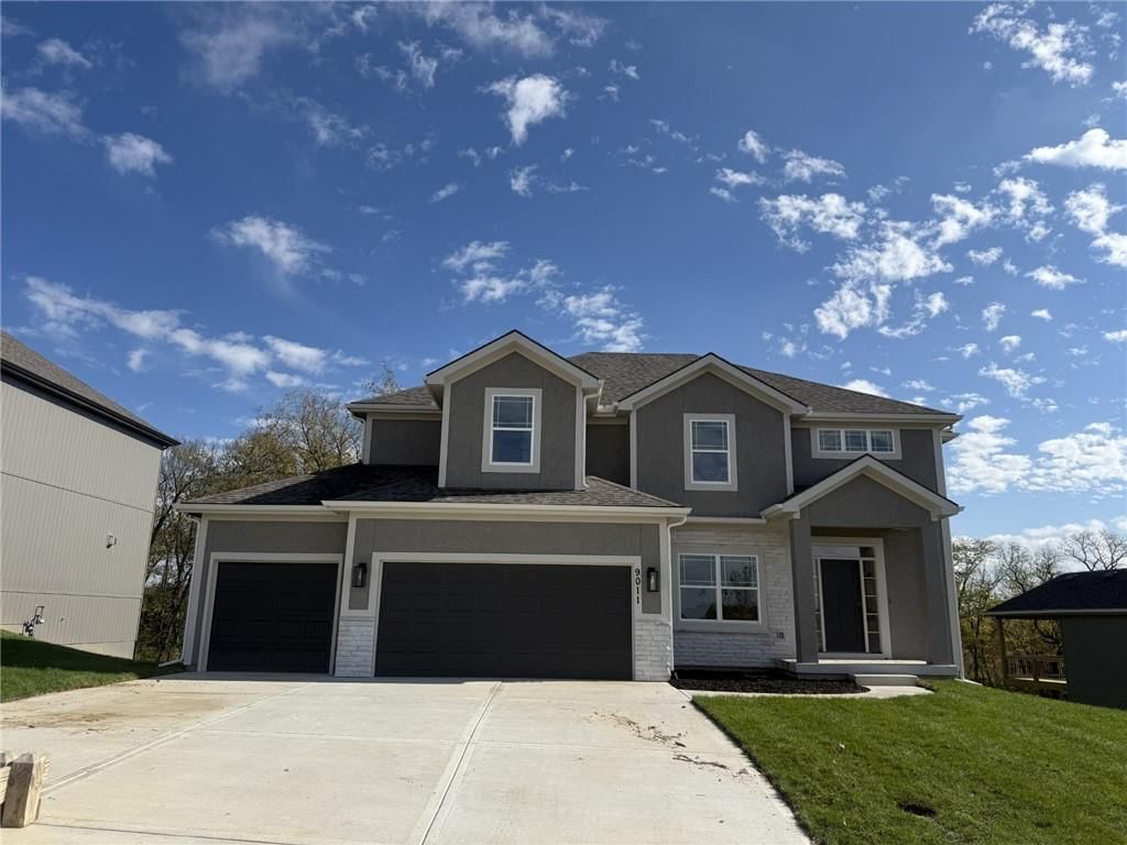 9003 N Poplar Avenue, Kansas City, MO