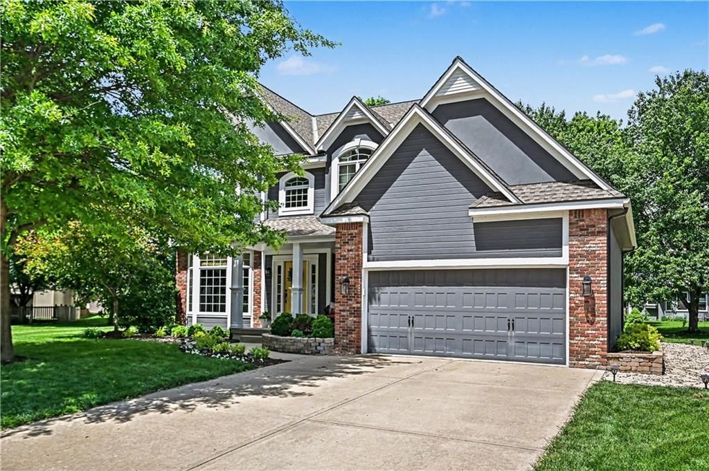 1561 Parkside Drive — photo 2