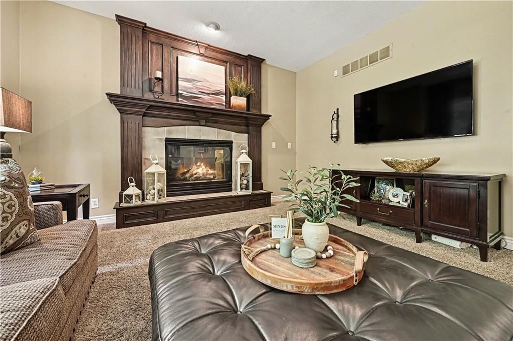 1561 Parkside Drive — photo 7