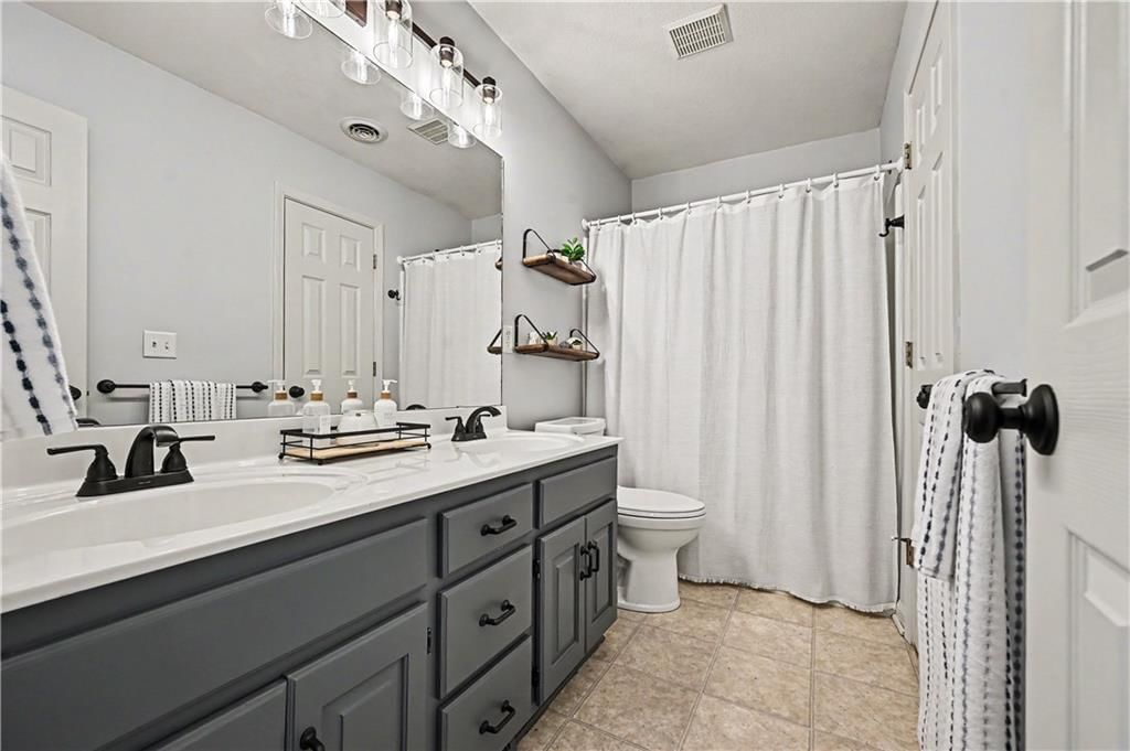 1561 Parkside Drive — photo 20