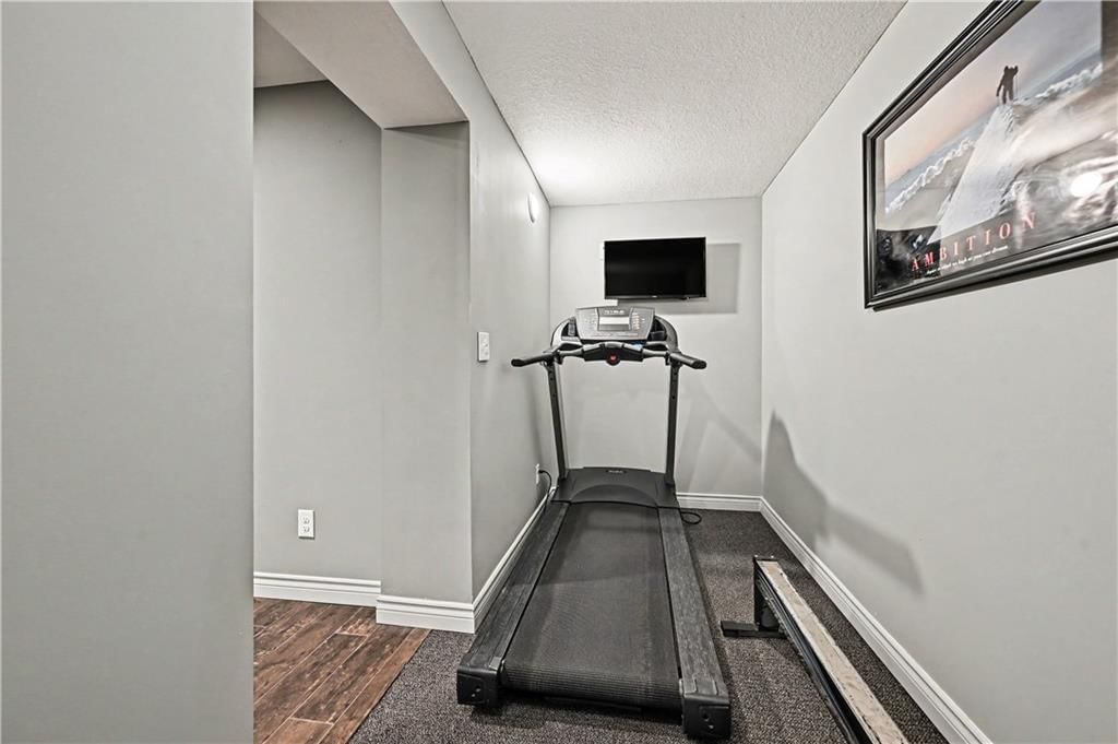 1561 Parkside Drive — photo 30