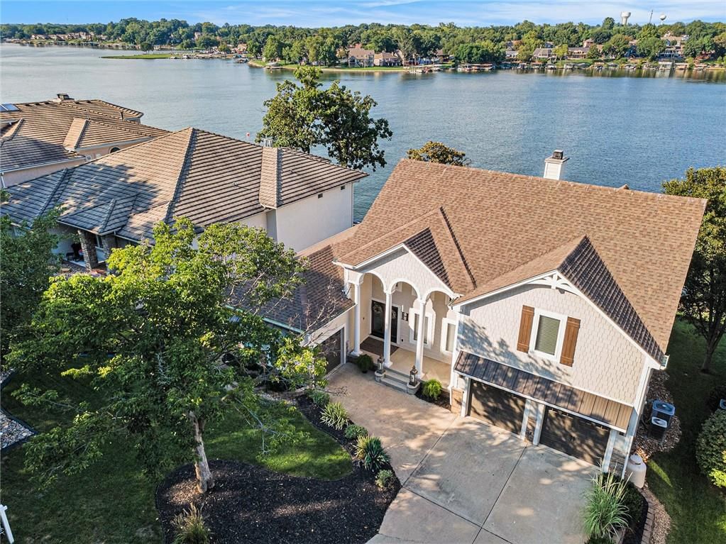 326 Southshore Drive — photo 3