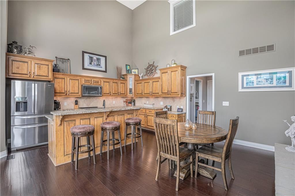 326 Southshore Drive — photo 15
