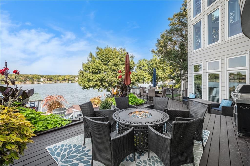 326 Southshore Drive — photo 43