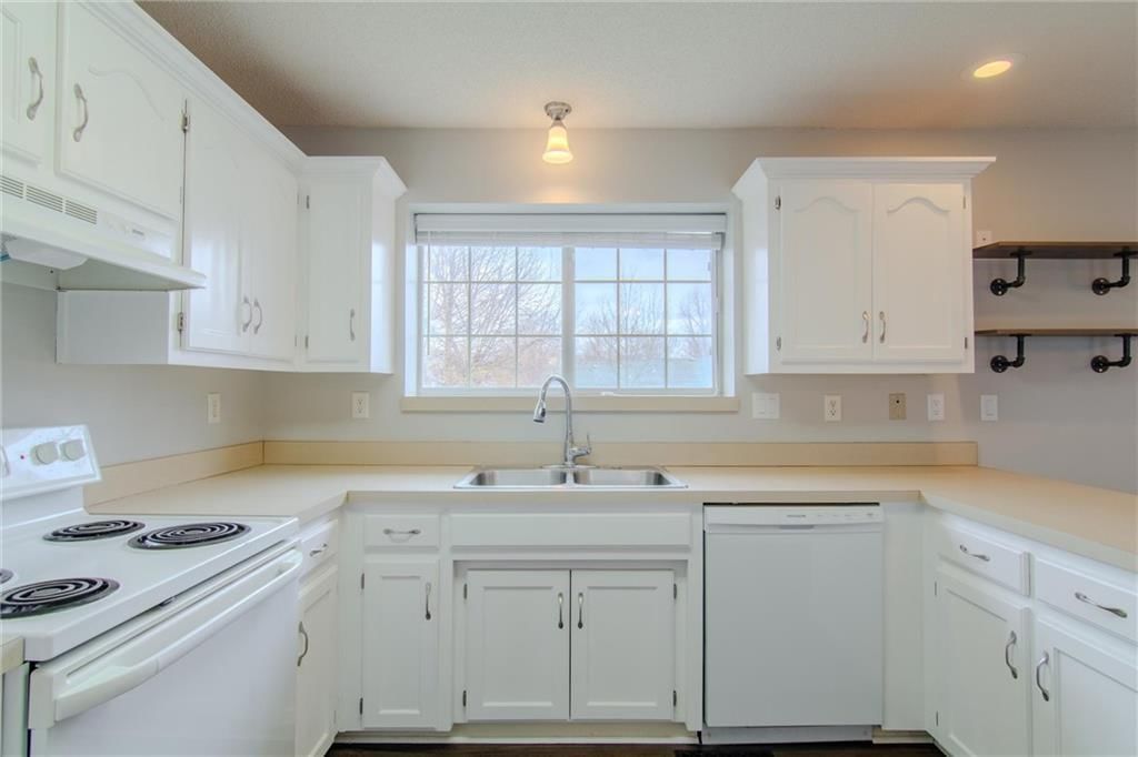 97 Pioneer Street — photo 17